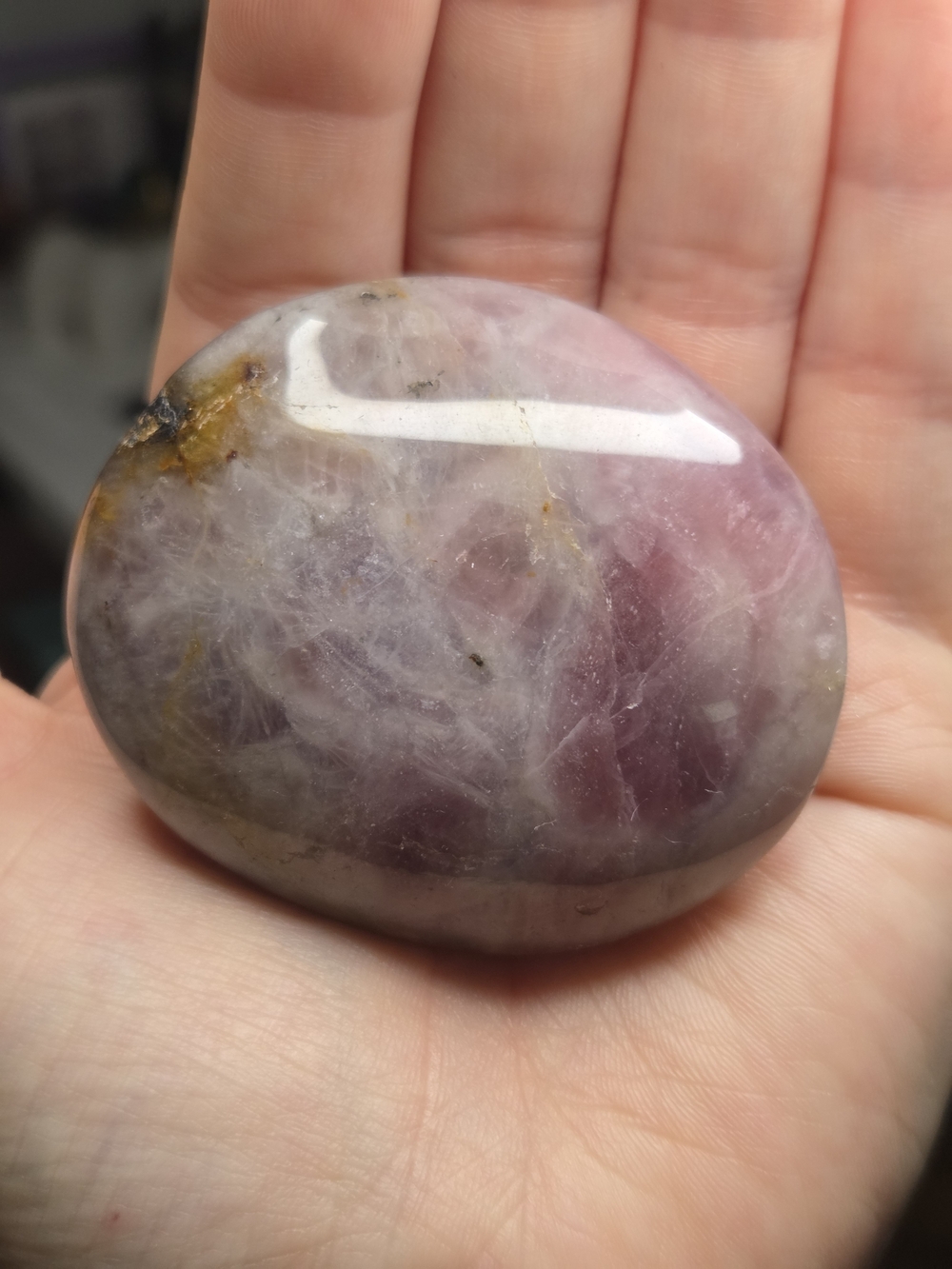 Pink Tourmaline Palmstone - Picture 5 of 16
